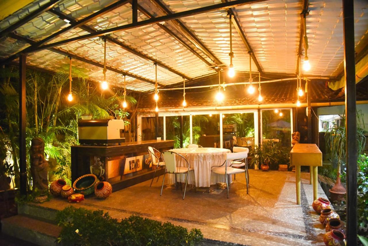 Hotel Royal Palms Nagpur Exterior foto