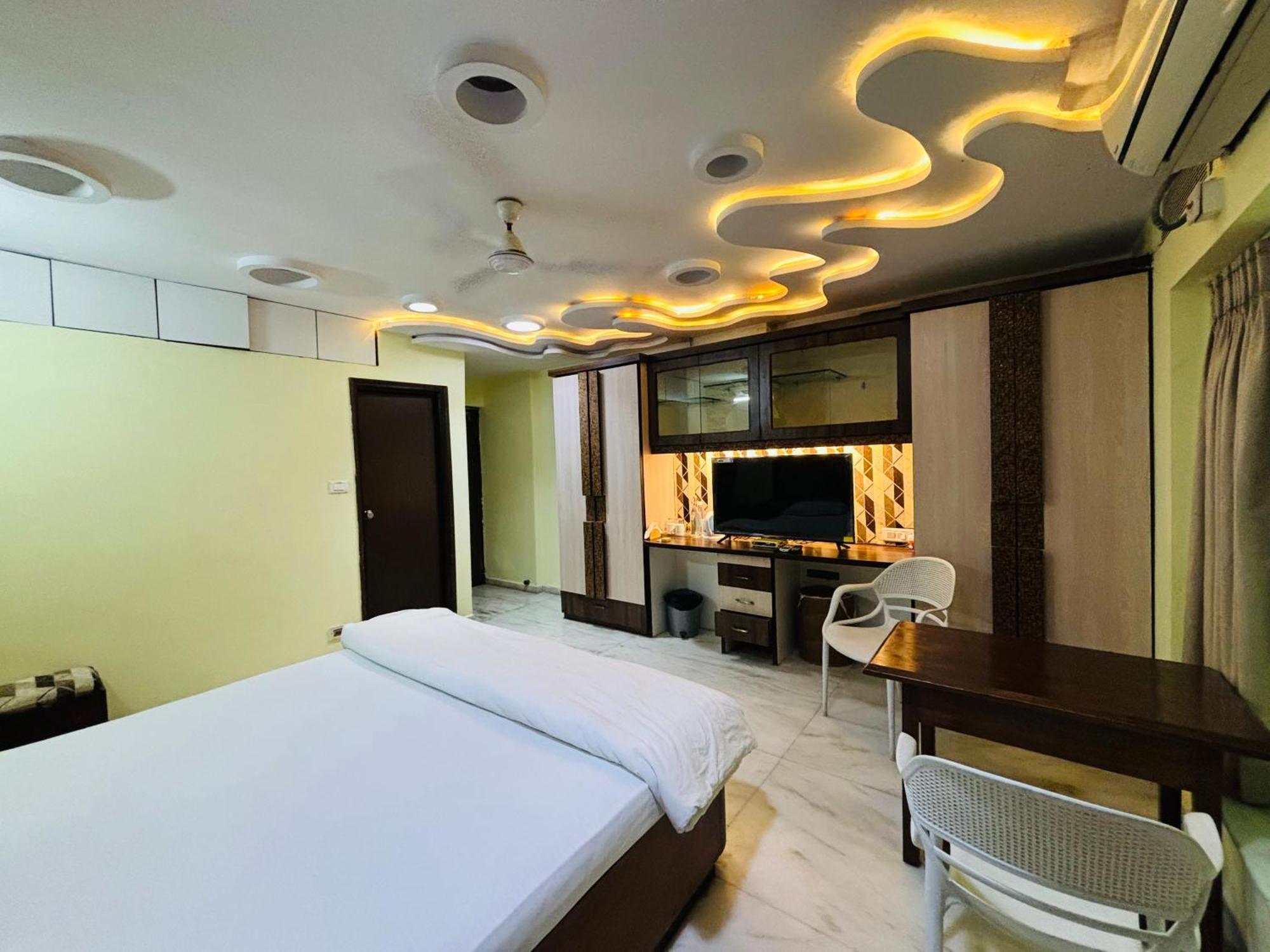 Hotel Royal Palms Nagpur Exterior foto