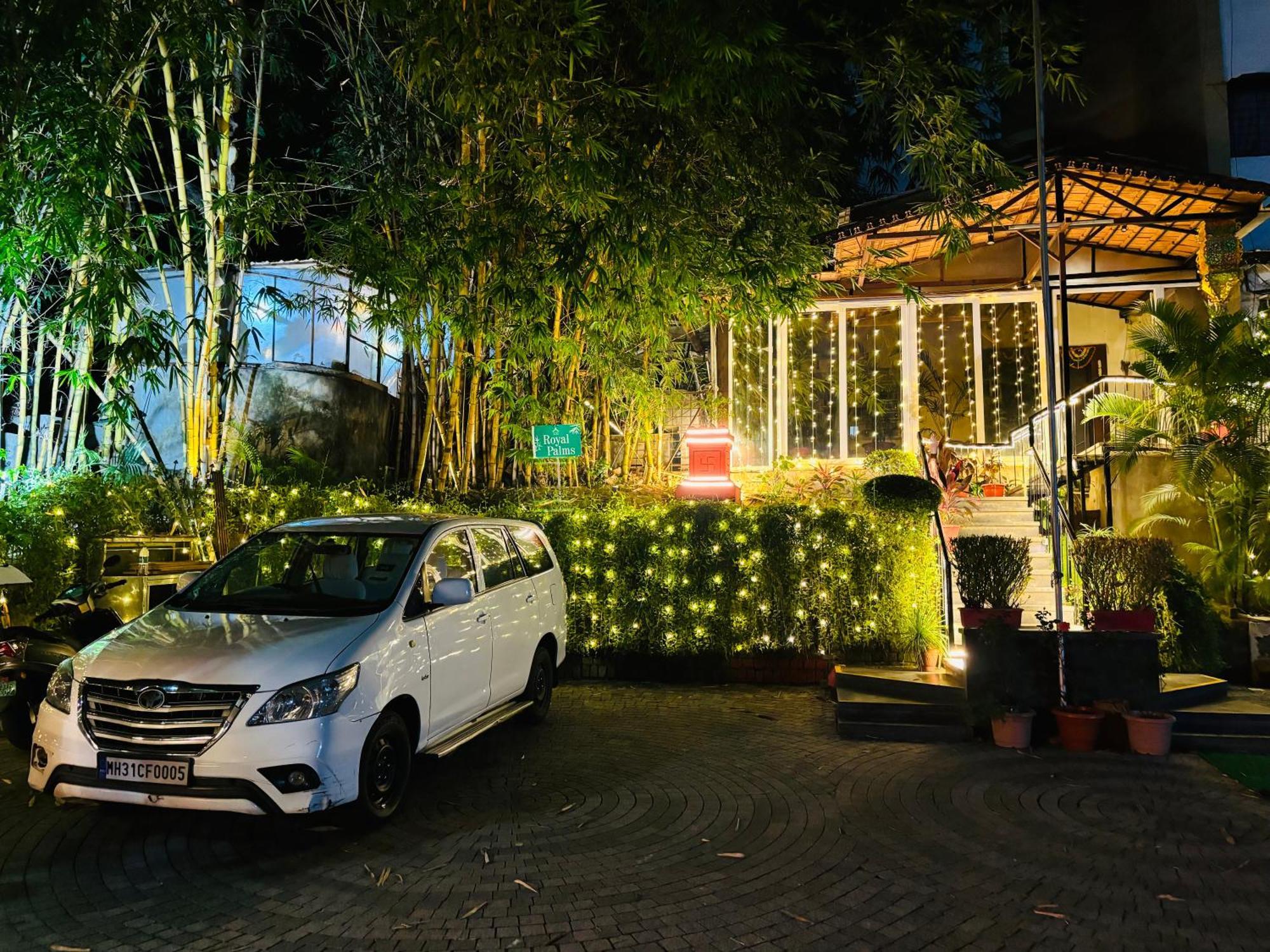 Hotel Royal Palms Nagpur Exterior foto