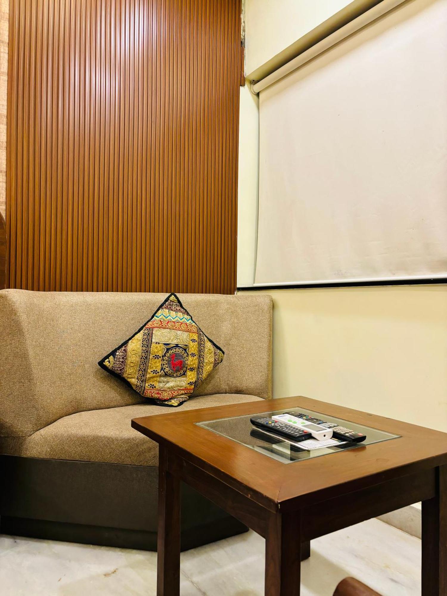 Hotel Royal Palms Nagpur Exterior foto